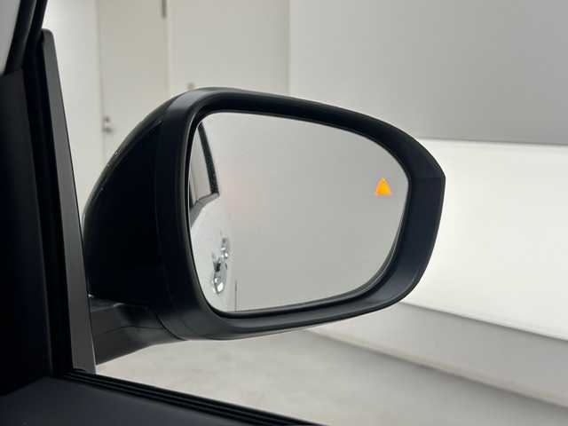 日産 セレナ e－パワー ハイウェイスター V 兵庫県 2025(令7)年 0.1千km パールⅡ 登録済み未使用/純正メモリナビ(Bluetooth/フルセグ/USB/HDMI)/全方位カメラ/両側パワースライドドア/プロパイロット/エマージェンシーブレーキ/ブラインドスポットモニター/ワイヤレス充電/インテリジェントルームミラー/純正前後ドライブレコーダー/ビルトインETC/純正16インチアルミホイール/オートライト/オートマチックハイビーム/LEDヘッドライト/LEDフォグライト/コーナーセンサー/スペアキー