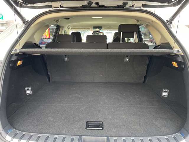 レクサス ＮＸ 200t 石川県 2015(平27)年 5.5万km ソニッククォーツ 純正ナビ　フルセグＴＶ　全方位カメラ　クルーズコントロール　パワーバックドア　レーダーブレーキ　純正アルミホイール　スマートキー　ＢＳＭ　電動ミラー　パワーシート　ＬＥＤヘッドライト