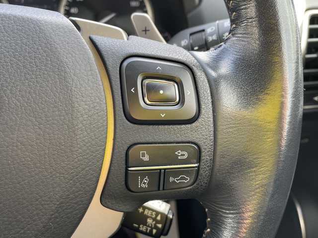 レクサス ＮＸ 200t 石川県 2015(平27)年 5.5万km ソニッククォーツ 純正ナビ　フルセグＴＶ　全方位カメラ　クルーズコントロール　パワーバックドア　レーダーブレーキ　純正アルミホイール　スマートキー　ＢＳＭ　電動ミラー　パワーシート　ＬＥＤヘッドライト