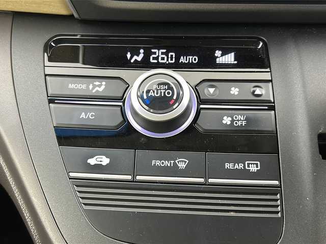 ホンダ フリード G ホンダセンシング 宮城県 2016(平28)年 5万km ホワイトオーキッドパール 純正ナビ/Ｂｌｕｅｔｏｏｔｈ/フルセグTV/バックカメラ/ドライブレコーダー/両側パワースライドドア/衝突軽減ブレーキ（ＣＭＢＳ）/アダプティブクルーズコントロール/レーンキープアシスト/前後ソナー/ビルトインETC