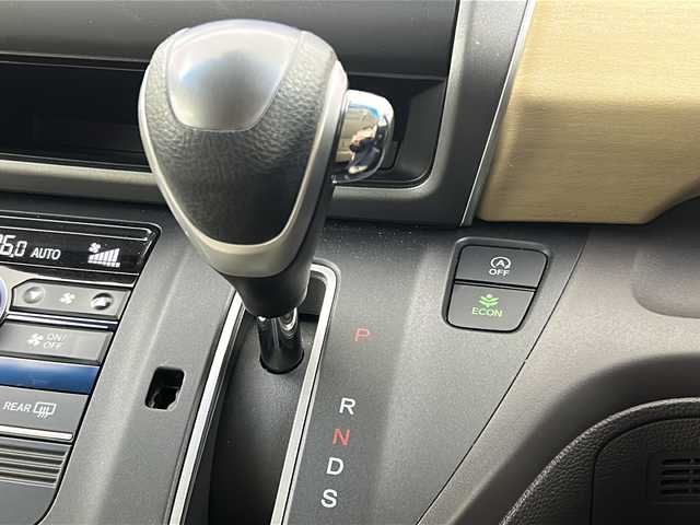 ホンダ フリード G ホンダセンシング 宮城県 2016(平28)年 5万km ホワイトオーキッドパール 純正ナビ/Ｂｌｕｅｔｏｏｔｈ/フルセグTV/バックカメラ/ドライブレコーダー/両側パワースライドドア/衝突軽減ブレーキ（ＣＭＢＳ）/アダプティブクルーズコントロール/レーンキープアシスト/前後ソナー/ビルトインETC