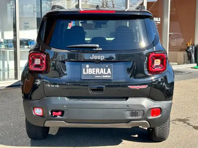 クライスラー・ジープ ジープ レネゲード 富山県 2021(令3)年 1.9万km 黒 純正メモリナビ/Bluetooth接続/フルセグTV/AM/FMラジオ/ドラレコ/バックカメラ/４WD/ETC2.0/車線逸脱防止/アイドリングストップ/ダウンヒルアシスト/横滑り防止