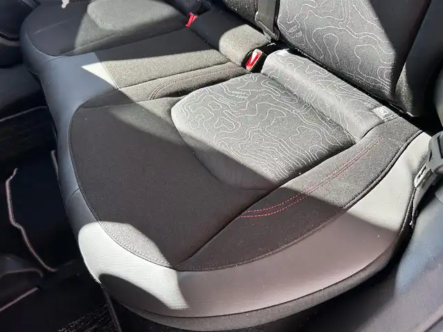 クライスラー・ジープ ジープ レネゲード 富山県 2021(令3)年 1.9万km 黒 純正メモリナビ/Bluetooth接続/フルセグTV/AM/FMラジオ/ドラレコ/バックカメラ/４WD/ETC2.0/車線逸脱防止/アイドリングストップ/ダウンヒルアシスト/横滑り防止