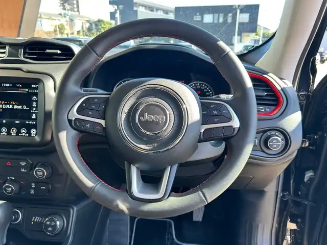 クライスラー・ジープ ジープ レネゲード 富山県 2021(令3)年 1.9万km 黒 純正メモリナビ/Bluetooth接続/フルセグTV/AM/FMラジオ/ドラレコ/バックカメラ/４WD/ETC2.0/車線逸脱防止/アイドリングストップ/ダウンヒルアシスト/横滑り防止