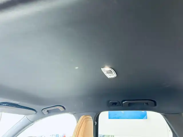 ボルボ ＸＣ６０ D4 AWD モーメンタム 大阪府 2020(令2)年 5.5万km グレー 純正ナビ/TV/360度カメラ/applecarplay/ACC/BLIS/純正18インチAW/LEDヘッドライト/電動リアゲート/クリアランスソナー/自動駐車/ベージュ革/パワーシート/Dシートメモリ/シートヒーター/ステアリングヒーター/スマートキー