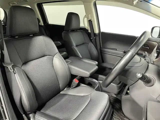 ホンダ オデッセイ ハイブリッド e:HEVアブソルート EX 大阪府 2021(令3)年 3.6万km プレミアムスパークルブラックパール 純正ナビＴＶ　全方位カメラ　ハーフレザー　パワーシート／ヒーター　ＥＴＣ　ドラレコ　両側パワスラ　レーダークルコン　レーンアシスト　クリアランスソナー　ＬＥＤヘッドライト　電動リアゲート　ＢＳＭ