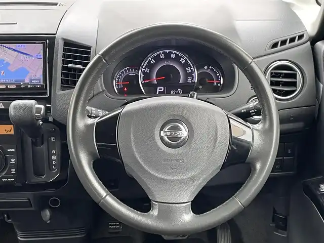 日産 ルークス ハイウェイスター ターボ 福岡県 2012(平24)年 9万km ルナグレー (株)IDOMが運営する【じしゃロン八幡西店】の自社ローン専用車両になります。こちらは現金またはオートローンご利用時の価格です。自社ローンご希望の方は別途その旨お申付け下さい/社外ナビ【MP111-A】/(Bluetooth/CD/ワンセグTV)/両側電動スライドドア/エンジンプッシュスタート/純正フロアマット/ベンチシート/純正エアロ(サイド/リア)/純正14インチアルミホイール/スマートキー