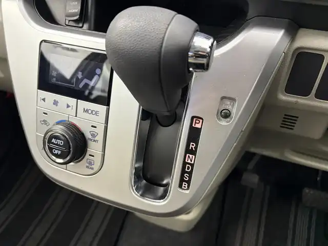 ダイハツ キャスト スタイル G SAⅡ 愛知県 2015(平27)年 6.3万km ライトローズマイカメタリック スマートアシスト/純正ナビ/CD/DVD/Bluetooth/フルセグ/バックカメラ/ETC/純正１５インチアルミホイール/純正フロアマット/プッシュスタート/スマートキー