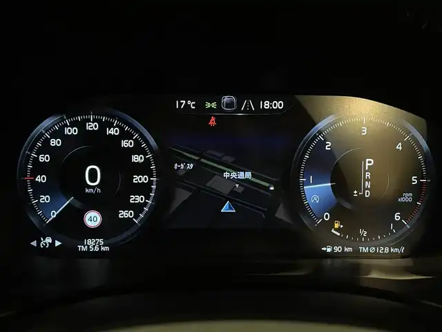 ボルボ ＸＣ６０ D4 AWD モーメンタム 道央・札幌 2018(平30)年 1.9万km オニキスブラックP インテリセーフ/　・ACC/　・LKA/　・CTA/　・BLIS/　・LCMA/　・パイロットアシスト/　・360°カメラ/　・パークアシストパイロット/純正ナビ/フルセグTV/本革シート/シートヒーター/電動フロントシート/LEDヘッドライト/パワーテールゲート/純正ドラレコ