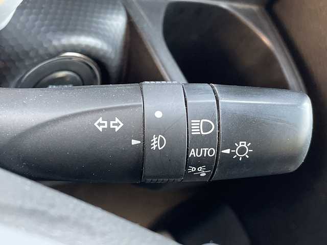 スズキ ハスラー HYBRID X 岡山県 2020(令2)年 6.5万km フェニックスレッドパール/ガンメタリック2トーンルーフ 純正9インチナビ/フルセグTV、CD、DVD、Bluetooth/AM、FM/全方位カメラ/前席シートヒーター/USBポート/ETC/前方ドライブレコーダー/純正アルミホイール夏タイヤ付き車載/デュアルカメラブレーキサポート/誤発進抑制機能/後退時ブレーキサポート/後方誤発進抑制機能/リアパーキングセンサー/車線逸脱警報機能/車線逸脱抑制機能/ふらつき警報機能