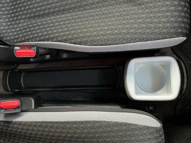 スズキ ハスラー HYBRID X 岡山県 2020(令2)年 6.5万km フェニックスレッドパール/ガンメタリック2トーンルーフ 純正9インチナビ/フルセグTV、CD、DVD、Bluetooth/AM、FM/全方位カメラ/前席シートヒーター/USBポート/ETC/前方ドライブレコーダー/純正アルミホイール夏タイヤ付き車載/デュアルカメラブレーキサポート/誤発進抑制機能/後退時ブレーキサポート/後方誤発進抑制機能/リアパーキングセンサー/車線逸脱警報機能/車線逸脱抑制機能/ふらつき警報機能