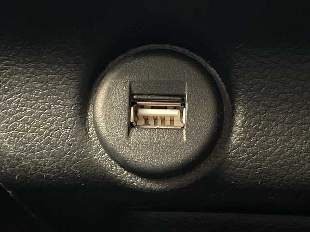 スズキ ハスラー HYBRID X 岡山県 2020(令2)年 6.5万km フェニックスレッドパール/ガンメタリック2トーンルーフ 純正9インチナビ/フルセグTV、CD、DVD、Bluetooth/AM、FM/全方位カメラ/前席シートヒーター/USBポート/ETC/前方ドライブレコーダー/純正アルミホイール夏タイヤ付き車載/デュアルカメラブレーキサポート/誤発進抑制機能/後退時ブレーキサポート/後方誤発進抑制機能/リアパーキングセンサー/車線逸脱警報機能/車線逸脱抑制機能/ふらつき警報機能