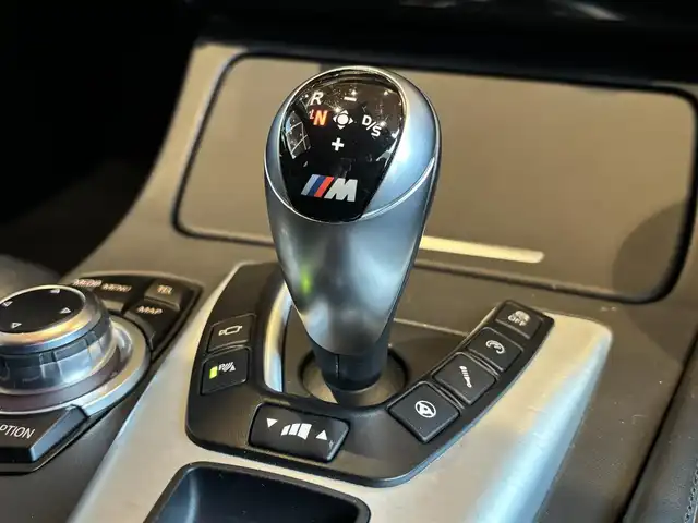 ＢＭＷ Ｍ５ 宮城県 2013(平25)年 4.6万km アルピンホワイトⅢ サンルーフ/ヘッドアップディスプレイ/iDriveナビゲーションシステム/フルセグTV/トップビューカメラ/ブラックレザーシート/シートベンチレーション/シートヒーター/パワーシート/4ゾーンエアコン/20インチAW/キセノンヘッドライト/コンフォートアクセス/パワートランク/パドルシフト