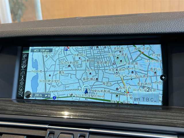 ＢＭＷ Ｍ５ 宮城県 2013(平25)年 4.6万km アルピンホワイトⅢ サンルーフ/ヘッドアップディスプレイ/iDriveナビゲーションシステム/フルセグTV/トップビューカメラ/ブラックレザーシート/シートベンチレーション/シートヒーター/パワーシート/4ゾーンエアコン/20インチAW/キセノンヘッドライト/コンフォートアクセス/パワートランク/パドルシフト