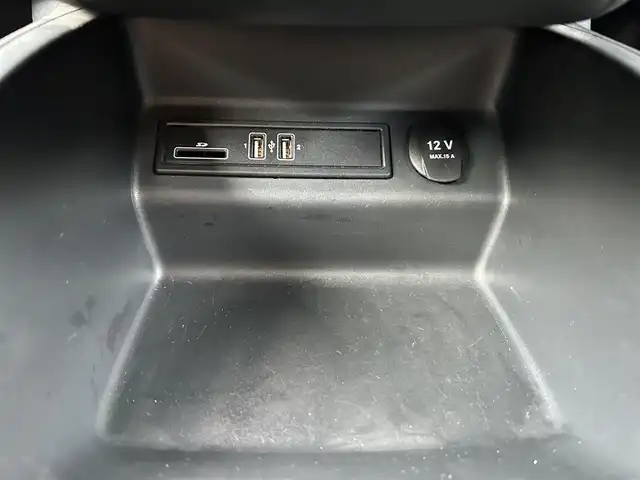 メルセデス・ベンツ Ｖ２２０ d スポーツ ロング 滋賀県 2019(令1)年 2.9万km オブシディアンブラックM パノラミックスライディングルーフ/レーダーセーフティパッケージ/ACC/BSM/LKA/AMGライン/黒革シート/・前席メモリ付きパワーシート/・前席シートヒーター/純正ナビ/（CD/DVD/フルセグ/BT）/アラウンドビューモニター/ブルメスターサウンドシステム/両側パワースライドドア/純正19インチAW