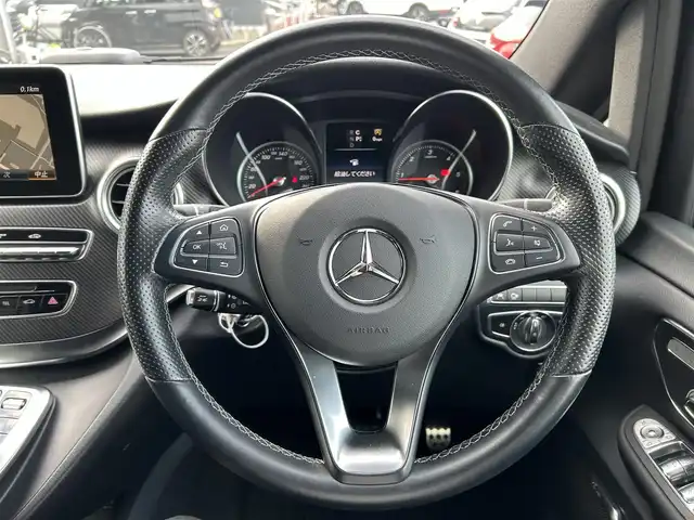 メルセデス・ベンツ Ｖ２２０ d スポーツ ロング 滋賀県 2019(令1)年 2.9万km オブシディアンブラックM パノラミックスライディングルーフ/レーダーセーフティパッケージ/ACC/BSM/LKA/AMGライン/黒革シート/・前席メモリ付きパワーシート/・前席シートヒーター/純正ナビ/（CD/DVD/フルセグ/BT）/アラウンドビューモニター/ブルメスターサウンドシステム/両側パワースライドドア/純正19インチAW