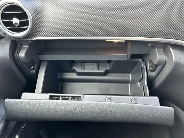 メルセデス・ベンツ Ｖ２２０ d スポーツ ロング 滋賀県 2019(令1)年 2.9万km オブシディアンブラックM パノラミックスライディングルーフ/レーダーセーフティパッケージ/ACC/BSM/LKA/AMGライン/黒革シート/・前席メモリ付きパワーシート/・前席シートヒーター/純正ナビ/（CD/DVD/フルセグ/BT）/アラウンドビューモニター/ブルメスターサウンドシステム/両側パワースライドドア/純正19インチAW