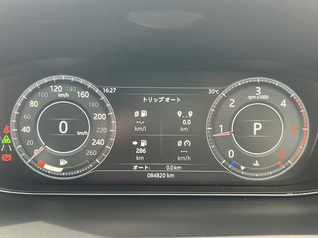 ジャガー Ｅペース S 180PS 兵庫県 2018(平30)年 8.5万km グレイシャーホワイト 純正メーカーナビ/　Bluetooth・USB・SD/フルセグTV（走行中視聴可能）/４WD/アラウンドビューモニター/ETC2.0/MICRO　SIM/ドライブレコーダー　DRV-MR740/アイドリングストップ/パーキングアシスト/オールサーフェイス・プログレス・コントロール/クルーズコントロール/オートライト/オートマチックハイビーム/シートヒータ　D+N席/パワーシート　D+N席/コーナーセンサー前後/レーンキープアシスト/横滑り防止装置/衝突被害軽減システム/盗難防止装置/スペアキー×１/保証書/取扱説明書