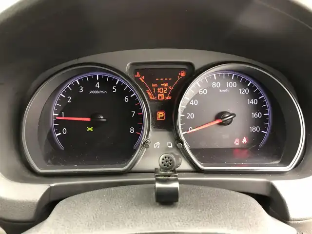 日産 ノート ライダー Vセレ +セーフ 愛知県 2015(平27)年 5.6万km スーパーブラック 純正ナビ　/（フルセグ／ＢＴ／ＣＤ／ＤＶＤ）　/バックモニター　/衝突軽減システム　/レーンキープアシスト　/アイドリングストップ　/オートライト　/電動格納ミラー　/プッシュスタート　/ＥＴＣ　/純正ＡＷ