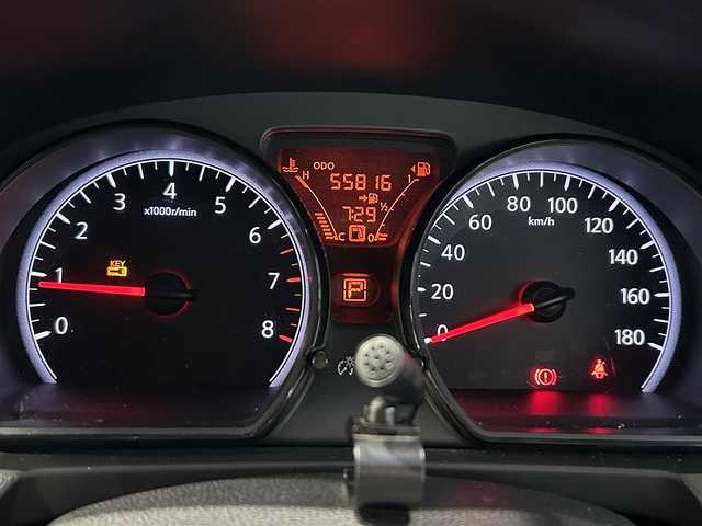 日産 ノート ライダー Vセレ +セーフ 大阪府 2015(平27)年 5.6万km スーパーブラック 社外ナビ フルセグTV CD DVD BT BD/バックカメラ/ETC/LEDオートヘッドライト/衝突被害軽減ブレーキ/レーンアシスト/横滑り防止/純正アルミホイール/革巻きステアリング/オートエアコン/スマートキー/プッシュエンジンスタート/保証書 取説/禁煙車