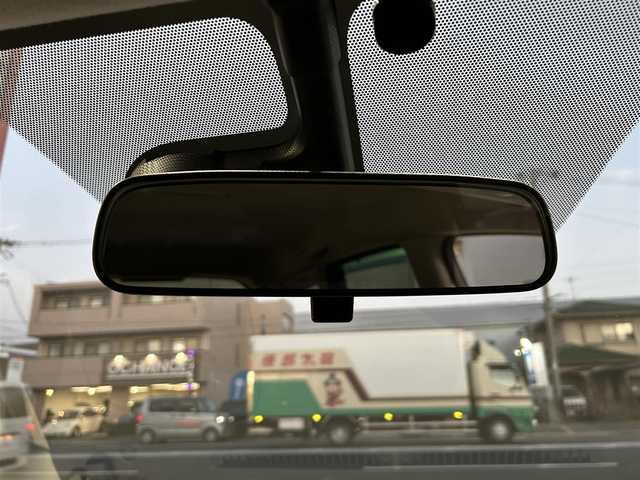 日産 ノート ライダー Vセレ +セーフ 大阪府 2015(平27)年 5.6万km スーパーブラック 社外ナビ フルセグTV CD DVD BT BD/バックカメラ/ETC/LEDオートヘッドライト/衝突被害軽減ブレーキ/レーンアシスト/横滑り防止/純正アルミホイール/革巻きステアリング/オートエアコン/スマートキー/プッシュエンジンスタート/保証書 取説/禁煙車