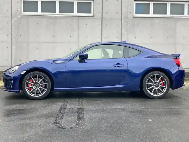 スバル ＢＲＺ GT 静岡県 2018(平30)年 3.6万km ラピスブルーP Panasonicストラーダナビ（CN-RE04WD）/　AM FM CD DVD Bluetooth MEMORYMUSIC/フルセグTV/クルーズコントロール/前席シートヒーター/6MT/bremboキャリパー/ステアリングスイッチ/ハーフレザーシート/リアスポイラー/ウェルカムライティング/純正フロアマット/プッシュスタート&スマートキー×2本/電動格納ミラー/ワンオーナー/バックモニター/ETC