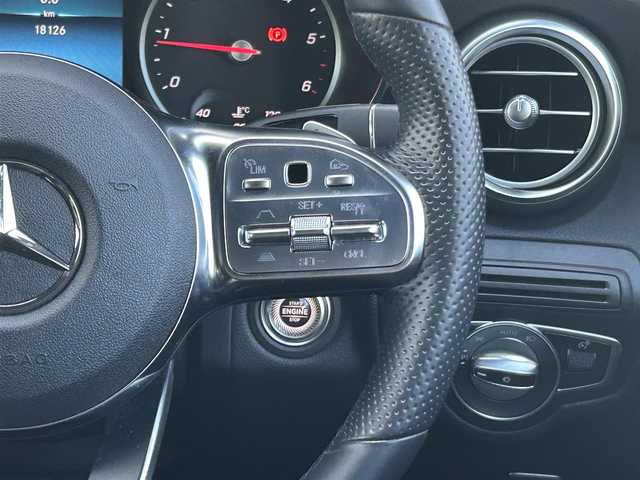 メルセデス・ベンツ ＧＬＣ２２０ 福岡県 2020(令2)年 1.9万km オブシディアンブラック ワンオーナー/パノラマサンルーフ/レーダーセーフティパッケージ/アダプティブクルーズコントロール/レーンキープアシスト/ブラインドスポットモニター/アクティブセーフティブレーキ/ハーフレザーシート/前席シートヒーター/MBUX/Applecarplay/androidauto/全方位カメラ/フルセグTV/Bluetooth/LEDヘッドライト/オートハイビーム/パワーバックドア/純正前後ドライブレコーダー/純正19インチアルミホイール/ETC2.0/取扱説明書/保証書