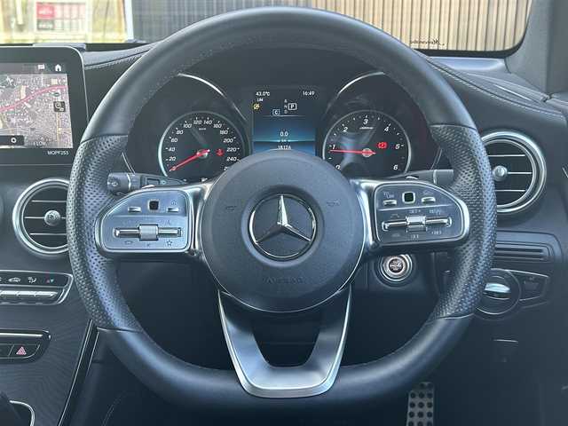 メルセデス・ベンツ ＧＬＣ２２０ 福岡県 2020(令2)年 1.9万km オブシディアンブラック ワンオーナー/パノラマサンルーフ/レーダーセーフティパッケージ/アダプティブクルーズコントロール/レーンキープアシスト/ブラインドスポットモニター/アクティブセーフティブレーキ/ハーフレザーシート/前席シートヒーター/MBUX/Applecarplay/androidauto/全方位カメラ/フルセグTV/Bluetooth/LEDヘッドライト/オートハイビーム/パワーバックドア/純正前後ドライブレコーダー/純正19インチアルミホイール/ETC2.0/取扱説明書/保証書