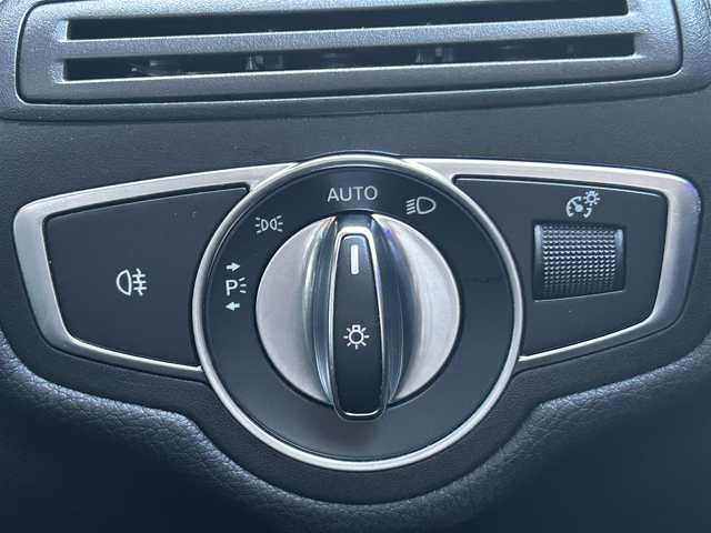 メルセデス・ベンツ ＧＬＣ２２０ 福岡県 2020(令2)年 1.9万km オブシディアンブラック ワンオーナー/パノラマサンルーフ/レーダーセーフティパッケージ/アダプティブクルーズコントロール/レーンキープアシスト/ブラインドスポットモニター/アクティブセーフティブレーキ/ハーフレザーシート/前席シートヒーター/MBUX/Applecarplay/androidauto/全方位カメラ/フルセグTV/Bluetooth/LEDヘッドライト/オートハイビーム/パワーバックドア/純正前後ドライブレコーダー/純正19インチアルミホイール/ETC2.0/取扱説明書/保証書