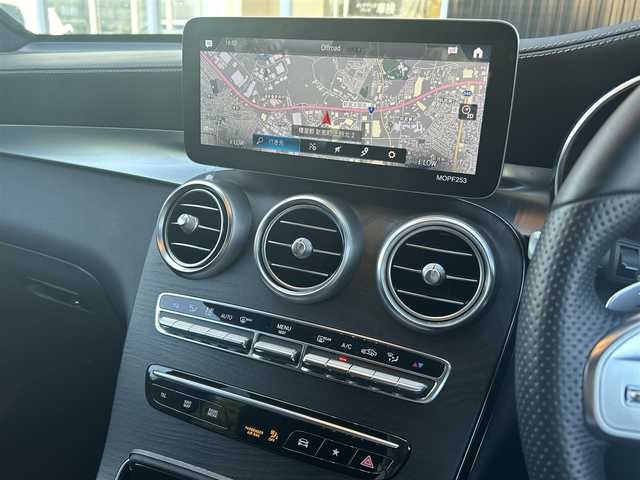 メルセデス・ベンツ ＧＬＣ２２０ 福岡県 2020(令2)年 1.9万km オブシディアンブラック ワンオーナー/パノラマサンルーフ/レーダーセーフティパッケージ/アダプティブクルーズコントロール/レーンキープアシスト/ブラインドスポットモニター/アクティブセーフティブレーキ/ハーフレザーシート/前席シートヒーター/MBUX/Applecarplay/androidauto/全方位カメラ/フルセグTV/Bluetooth/LEDヘッドライト/オートハイビーム/パワーバックドア/純正前後ドライブレコーダー/純正19インチアルミホイール/ETC2.0/取扱説明書/保証書