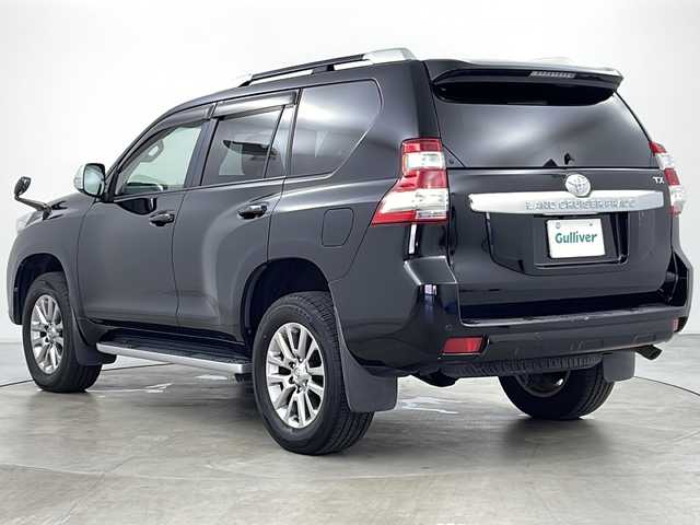 トヨタ ランドクルーザー プラド TX Lパッケージ・G－フロンティア 道央・札幌 2016(平28)年 6.7万km ブラック ・純正ナビ&DVD&CD&BT/・バックカメラ/・クルーズコントロール/・横滑り防止装置/・ＤＡＣ/・DPF(排出ガス浄化装置)/・アイドルアップ/・前席パワーシート&ヒーター/・ETC/・レザーシート/・３列目電動格納シート/・ルーフレール/・リアスポイラー/・電動格納ミラー/・純正フロアマット/・プッシュスタート/・ＬＥＤヘッドライト/・オートライト/・スマートキー