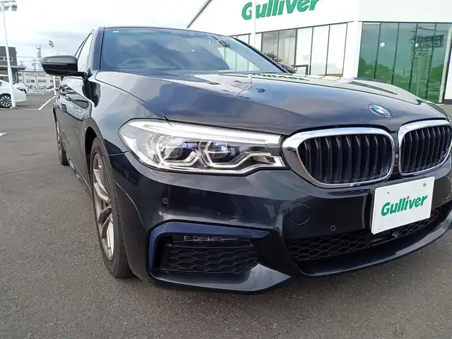 ＢＭＷ ５２３ｄ xDrive Mスピリット 福井県 2019(令1)年 9.1万km サファイアブラックP 全方位カメラ/純正18インチAW/前席パワーシート/ウッドパネル/前後ドライブレコーダー/前後コーナーセンサー/クルーズコントロール/パーキングアシスト/SOSボタン/クリアランスソナー/R・Fフォグ/LEDヘッドライト/衝突被害軽減システム/純正HDDナビ/ETC/アイドリングストップ/レーンキープアシスト/横滑り防止装置/盗難防止装置/ダブル＋サイドエアバッグ/カーテンエアバッグ/純正フロアマット/スマートキー