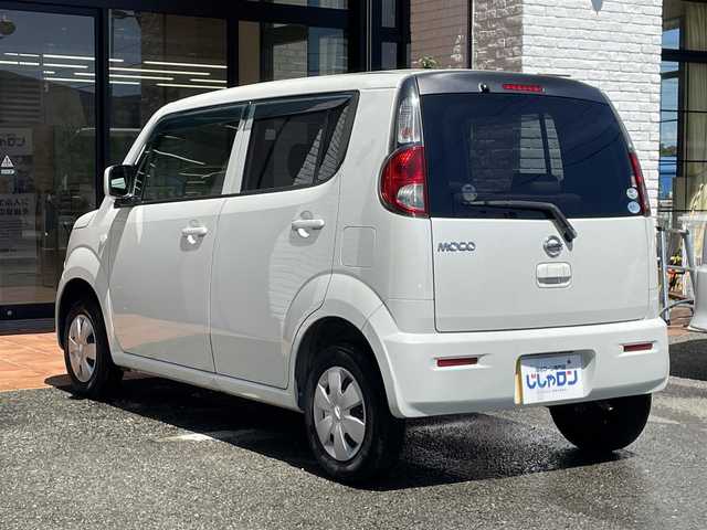 日産 モコ S 高知県 2011(平23)年 6.4万km スノーパールホワイト (株)IDOMが運営する【じしゃロン高知店】の自社ローン専用車両になります。こちらは現金またはオートローンご利用時の価格です。自社ローンご希望の方は別途その旨お申付け下さい