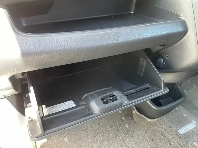 日産 モコ S 高知県 2011(平23)年 6.4万km スノーパールホワイト (株)IDOMが運営する【じしゃロン高知店】の自社ローン専用車両になります。こちらは現金またはオートローンご利用時の価格です。自社ローンご希望の方は別途その旨お申付け下さい