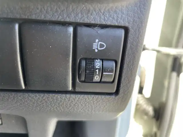 日産 モコ S 高知県 2011(平23)年 6.4万km スノーパールホワイト (株)IDOMが運営する【じしゃロン高知店】の自社ローン専用車両になります。こちらは現金またはオートローンご利用時の価格です。自社ローンご希望の方は別途その旨お申付け下さい