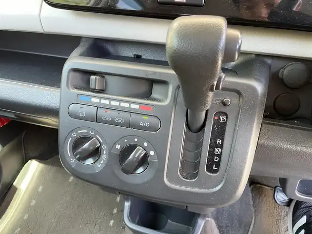 日産 モコ S 高知県 2011(平23)年 6.4万km スノーパールホワイト (株)IDOMが運営する【じしゃロン高知店】の自社ローン専用車両になります。こちらは現金またはオートローンご利用時の価格です。自社ローンご希望の方は別途その旨お申付け下さい