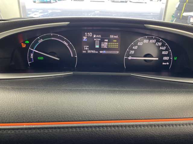 トヨタ シエンタ ハイブリッド G 岐阜県 2015(平27)年 6万km ホワイトパールクリスタルシャイン 純正SDナビゲーション【NSZN-W64T】/AM FM/CD DVD/フルセグテレビ/USB/VTR/Bluetooth/バックカメラ/TRDフロントエアロ/モデリスタ17インチAW/両側パワースライドドア/ALPINE9インチシートバックモニター【SSA9ST】/革巻きステアリング/ステアリングリモコン/LEDヘッドライト/オートライト/オートハイビーム/ビルトインETC/全方位ドラレコ/トヨタセーフティセンス/プリクラッシュ/車線逸脱警報/横滑り防止装置/先行車発信お知らせ機能