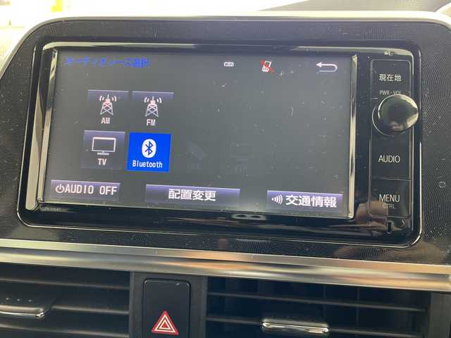 トヨタ シエンタ ハイブリッド G 岐阜県 2015(平27)年 6万km ホワイトパールクリスタルシャイン 純正SDナビゲーション【NSZN-W64T】/AM FM/CD DVD/フルセグテレビ/USB/VTR/Bluetooth/バックカメラ/TRDフロントエアロ/モデリスタ17インチAW/両側パワースライドドア/ALPINE9インチシートバックモニター【SSA9ST】/革巻きステアリング/ステアリングリモコン/LEDヘッドライト/オートライト/オートハイビーム/ビルトインETC/全方位ドラレコ/トヨタセーフティセンス/プリクラッシュ/車線逸脱警報/横滑り防止装置/先行車発信お知らせ機能