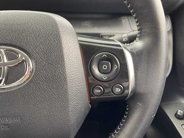 トヨタ シエンタ ハイブリッド G 岐阜県 2015(平27)年 6万km ホワイトパールクリスタルシャイン 純正SDナビゲーション【NSZN-W64T】/AM FM/CD DVD/フルセグテレビ/USB/VTR/Bluetooth/バックカメラ/TRDフロントエアロ/モデリスタ17インチAW/両側パワースライドドア/ALPINE9インチシートバックモニター【SSA9ST】/革巻きステアリング/ステアリングリモコン/LEDヘッドライト/オートライト/オートハイビーム/ビルトインETC/全方位ドラレコ/トヨタセーフティセンス/プリクラッシュ/車線逸脱警報/横滑り防止装置/先行車発信お知らせ機能