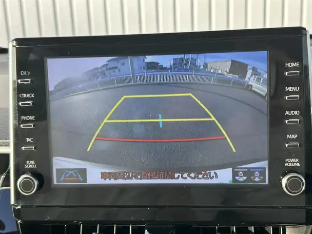 トヨタ カローラ クロス ハイブリッド Z 群馬県 2022(令4)年 1.4万km プラチナホワイトパールマイカ 純正9インチナビ/（Bluetooth/USB/AM/FM）/バックカメラ/セーフティセンス/・プリクラッシュセーフティ/・レーントレーシングアシスト/・レーダークルーズコントロール/・オートマチックハイビーム/・ロードサインアシスト/車両接近通報装置/パーキングサポートブレーキ/ハーフレザーシート/シートヒーター/パワーシート/ステアリングリモコン/LEDヘッドランプ/シーケンシャルターンランプ/ハンズフリーパワーバックドア/純正18インチアルミホイール/アームレスト/純正フロアマット/純正ドアバイザー