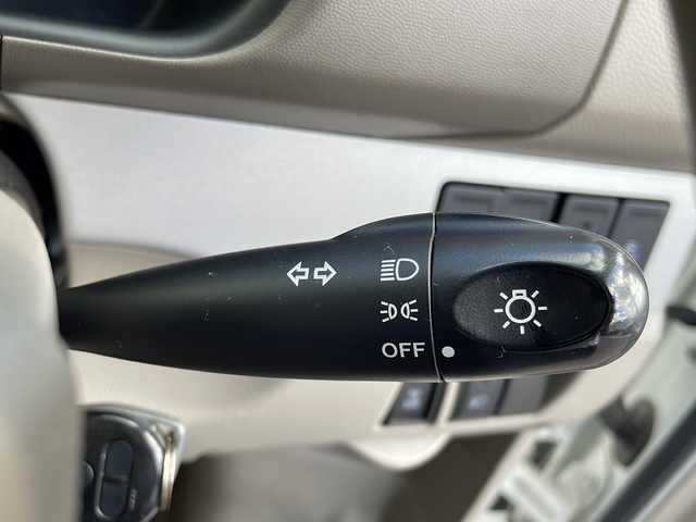 日産 ＮＶ１００クリッパー リオ G 島根県 2014(平26)年 6.5万km スノーパールホワイト 社外7インチSDナビゲーション(AVN-SZ04i)/フルセグ BT CD DVD/ターボ/4WD/両側パワースライドドア/左オートステップ/D席シートヒーター/フォグライト/ETC/電動格納ミラー/ドアバイザー/純正フロアマット/ISOFIX/スタッドレスタイヤ/社外13インチアルミホイール/リモコンキー