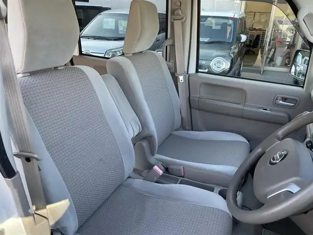 日産 ＮＶ１００クリッパー リオ G 兵庫県 2014(平26)年 6.5万km スノーパールホワイト 社外7インチSDナビゲーション(AVN-SZ04i)/フルセグ BT CD DVD/ターボ/4WD/両側パワースライドドア/左オートステップ/D席シートヒーター/フォグライト/ETC/電動格納ミラー/ドアバイザー/純正フロアマット/ISOFIX/スタッドレスタイヤ/社外13インチアルミホイール/リモコンキー