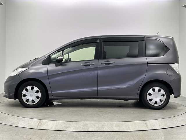 ホンダ フリード G ジャストセレクション 大阪府 2012(平24)年 6.6万km モダンスティールM 社外6インチディスプレイオーディオ/・CD/DVD/AUX/片側パワースライドドア/ETC