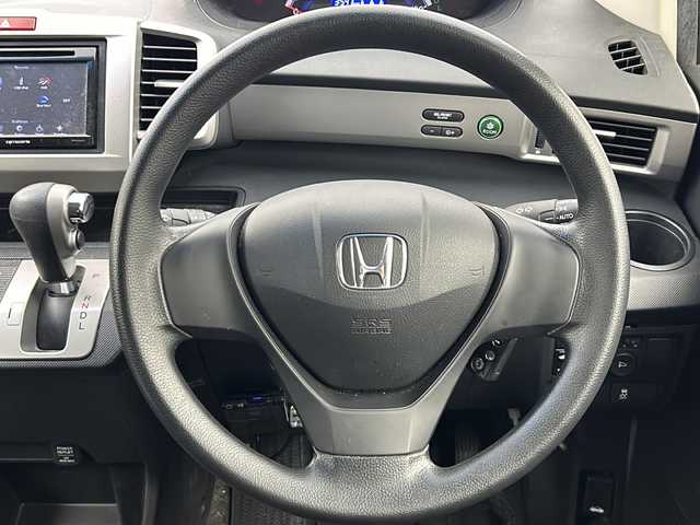 ホンダ フリード G ジャストセレクション 大阪府 2012(平24)年 6.6万km モダンスティールM 社外6インチディスプレイオーディオ/・CD/DVD/AUX/片側パワースライドドア/ETC
