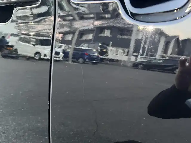 日産 デイズ ルークス HWS X Vセレ +SeftyⅡ 三重県 2015(平27)年 2.3万km ブラック アラウンドビューモニター/エマージェンシーブレーキ/踏み間違い防止アシスト/純正ナビ（AM/FM/TV/DVD/CD/Bluetooth/HDMI/SD/AUX）/パワースライドドア（助手席側）/スライドドアオートクローザー（運転席側）/オートエアコン/プッシュエンジンスターター/スペアキー/後席サンシェード/オーバーヘッドコンソール/リアツーリングファン/アイドリングストップ/内装色インサイドドアハンドル/ピアノブラック調パワーウインドウスイッチベース/ボディ同色ドアミラー/サイドシルスポイラ/リアスポイラー/純正フロアマット/純正ドアバイザー/クリアレンズLEDリアコンビネーションランプ/ファインビジョンメーター/革巻きハンドル/ブラックスエード調クロスシート