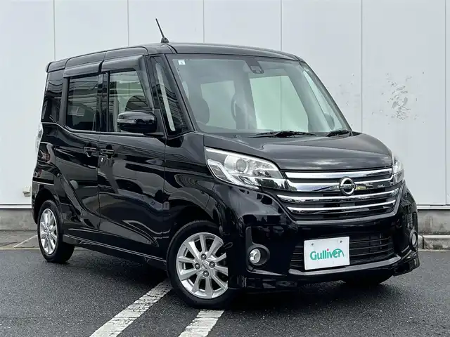 日産 デイズ ルークス HWS X Vセレ +SeftyⅡ 三重県 2015(平27)年 2.3万km ブラック アラウンドビューモニター/エマージェンシーブレーキ/踏み間違い防止アシスト/純正ナビ（AM/FM/TV/DVD/CD/Bluetooth/HDMI/SD/AUX）/パワースライドドア（助手席側）/スライドドアオートクローザー（運転席側）/オートエアコン/プッシュエンジンスターター/スペアキー/後席サンシェード/オーバーヘッドコンソール/リアツーリングファン/アイドリングストップ/内装色インサイドドアハンドル/ピアノブラック調パワーウインドウスイッチベース/ボディ同色ドアミラー/サイドシルスポイラ/リアスポイラー/純正フロアマット/純正ドアバイザー/クリアレンズLEDリアコンビネーションランプ/ファインビジョンメーター/革巻きハンドル/ブラックスエード調クロスシート