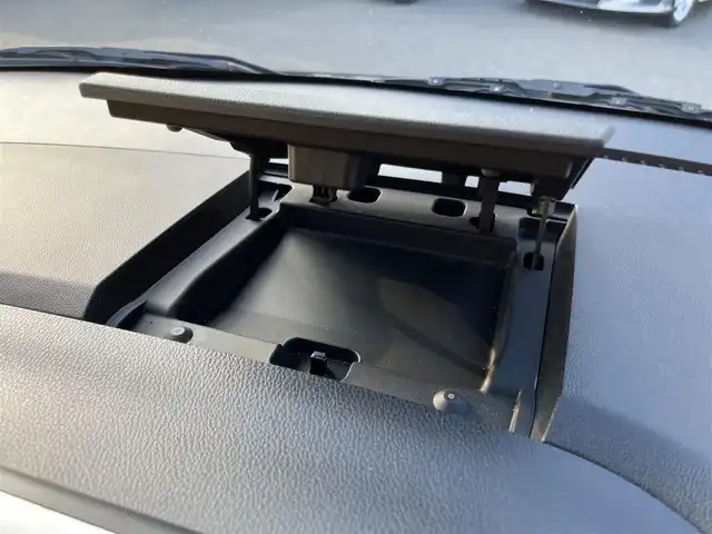 日産 デイズ ルークス HWS X Vセレ +SeftyⅡ 三重県 2015(平27)年 2.3万km ブラック アラウンドビューモニター/エマージェンシーブレーキ/踏み間違い防止アシスト/純正ナビ（AM/FM/TV/DVD/CD/Bluetooth/HDMI/SD/AUX）/パワースライドドア（助手席側）/スライドドアオートクローザー（運転席側）/オートエアコン/プッシュエンジンスターター/スペアキー/後席サンシェード/オーバーヘッドコンソール/リアツーリングファン/アイドリングストップ/内装色インサイドドアハンドル/ピアノブラック調パワーウインドウスイッチベース/ボディ同色ドアミラー/サイドシルスポイラ/リアスポイラー/純正フロアマット/純正ドアバイザー/クリアレンズLEDリアコンビネーションランプ/ファインビジョンメーター/革巻きハンドル/ブラックスエード調クロスシート