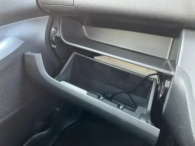 日産 デイズ ルークス HWS X Vセレ +SeftyⅡ 三重県 2015(平27)年 2.3万km ブラック アラウンドビューモニター/エマージェンシーブレーキ/踏み間違い防止アシスト/純正ナビ（AM/FM/TV/DVD/CD/Bluetooth/HDMI/SD/AUX）/パワースライドドア（助手席側）/スライドドアオートクローザー（運転席側）/オートエアコン/プッシュエンジンスターター/スペアキー/後席サンシェード/オーバーヘッドコンソール/リアツーリングファン/アイドリングストップ/内装色インサイドドアハンドル/ピアノブラック調パワーウインドウスイッチベース/ボディ同色ドアミラー/サイドシルスポイラ/リアスポイラー/純正フロアマット/純正ドアバイザー/クリアレンズLEDリアコンビネーションランプ/ファインビジョンメーター/革巻きハンドル/ブラックスエード調クロスシート