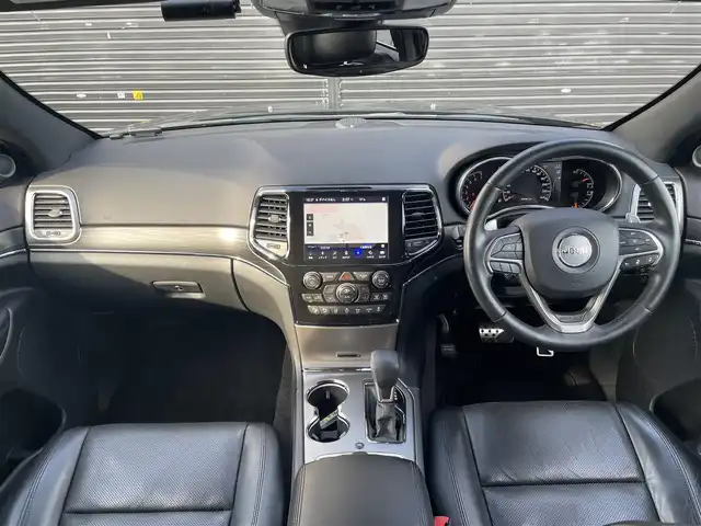 クライスラー・ジープ ジープ グランドチェロキー LTD 三重県 2019(令1)年 3.1万km ダイヤモンドブラッククリスタル 黒革/ＡＣＣ/ブラインドスポット/ダンヒルアシスト/エアサスペンション/フロントサイドバックカメラ/純正ナビ/ＴＶ/Ｂｌｕｅｔｏｏｔｈ/ＥＴＣ/ドラレコ/フロントベンチレーション/全席シートヒーター
