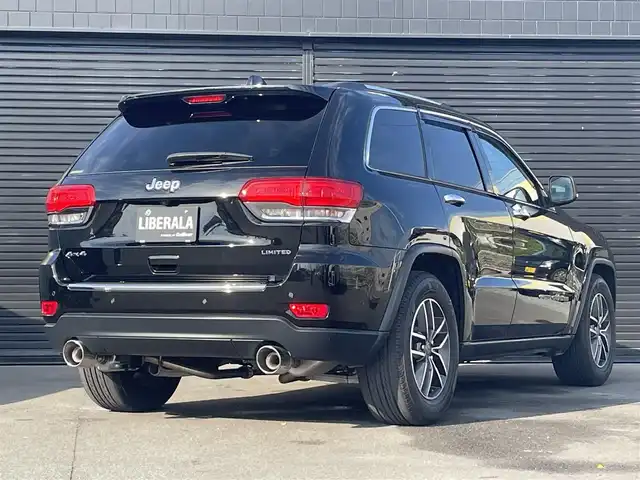 クライスラー・ジープ ジープ グランドチェロキー LTD 三重県 2019(令1)年 3.1万km ダイヤモンドブラッククリスタル 黒革/ＡＣＣ/ブラインドスポット/ダンヒルアシスト/エアサスペンション/フロントサイドバックカメラ/純正ナビ/ＴＶ/Ｂｌｕｅｔｏｏｔｈ/ＥＴＣ/ドラレコ/フロントベンチレーション/全席シートヒーター